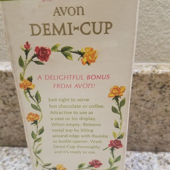 Avon Demi-Cup “To A Wild Rose” Full of Foaming Bath Oil 3 Fl. Oz. - Picture 5 of 11